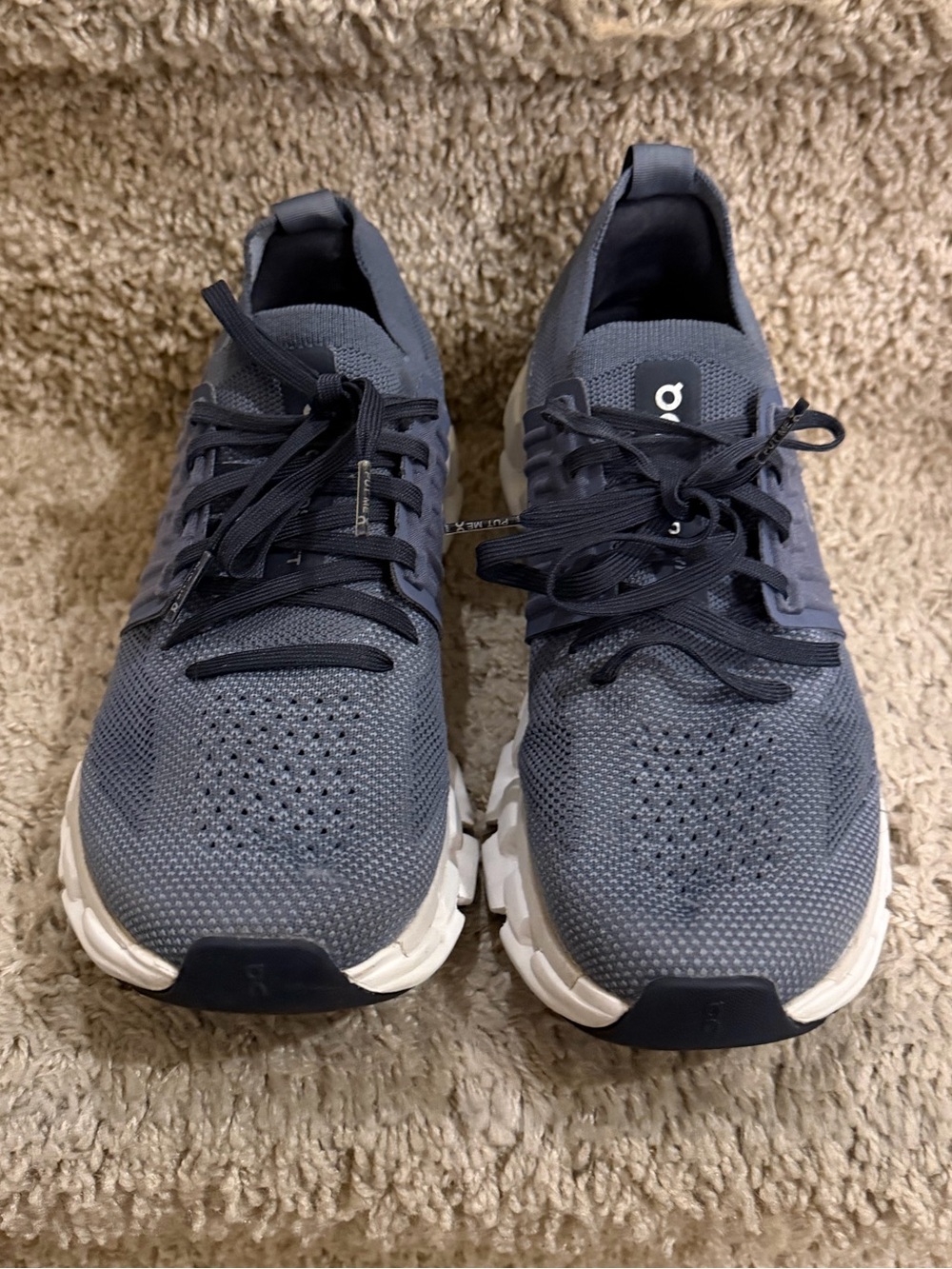 On Cloud Swift 3 - Women's Athletic Sneakers - Metal (blue)/White